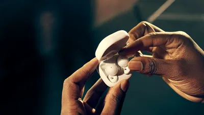 LinkBuds Open, căști noi de la Sony care permit utilizatorilor să rămână conectați la mediul înconjurător