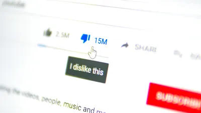 YouTube ascunde numărul de dislike-uri de pe toate clipurile