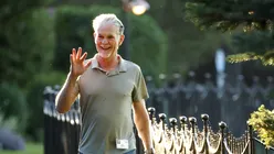 Sfârșitul unei ere: Reed Hastings se retrage din Netflix