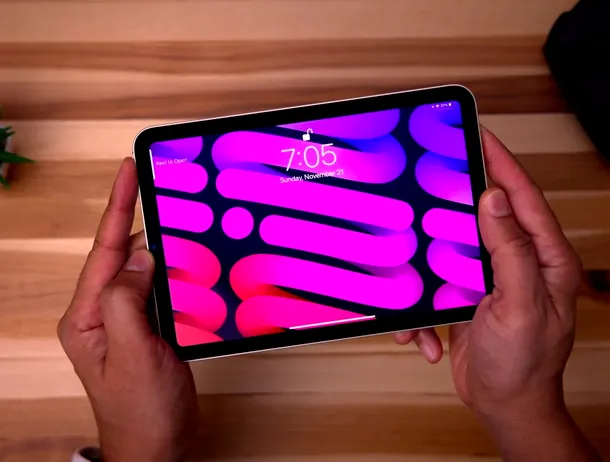 Zvon: ce tablete și laptop-uri Apple urmează să primească ecrane OLED