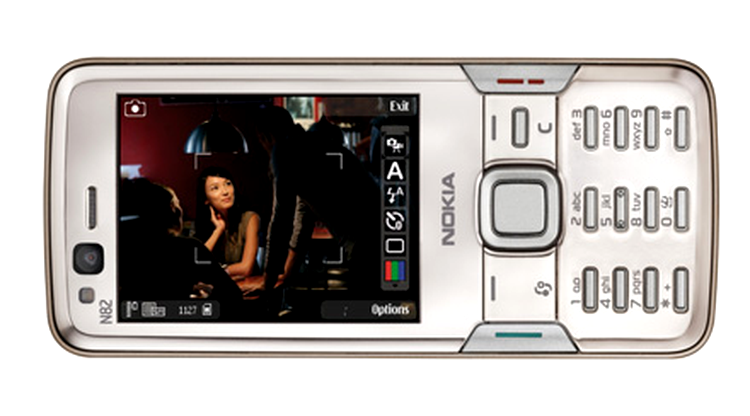 Nokia N82