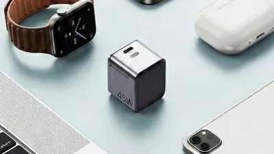 Little Magic Cube, un încărcător compact de 45W