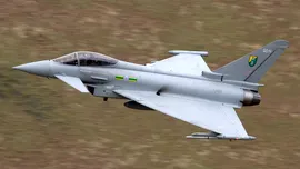 Unul dintre cele mai temute avioane de vânătoare ale momentului a ajuns la 1 milion de ore de zbor. Este o prezență frecventă și în spațiul aerian românesc