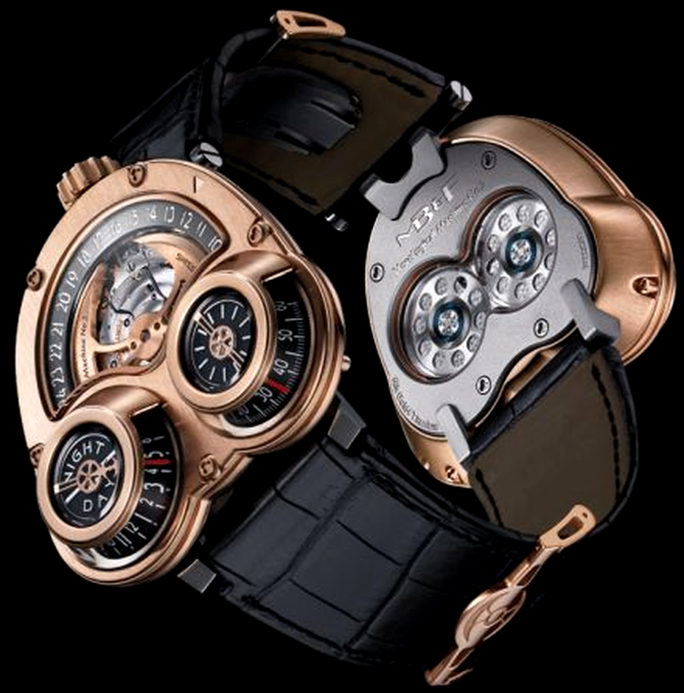 MB&F HM3 Starcruiser cu carcasa din aur rosu