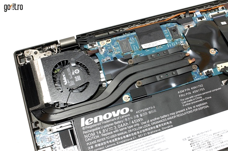 Lenovo X1 Carbon: heatpipe-uri şi un ventilator cu palete asimetrice