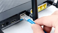 Asus repară două vulnerabilități grave ale routerelor. Un fișier VPN malițios putea permite comenzi cu privilegii de root