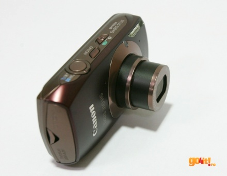 Canon IXUS 310 HS - carcasa metalică a aparatului