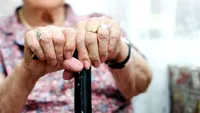 Schimbare majoră de la 1 iulie 2025! Vârsta de pensionare pentru femei crește cu jumătate de an