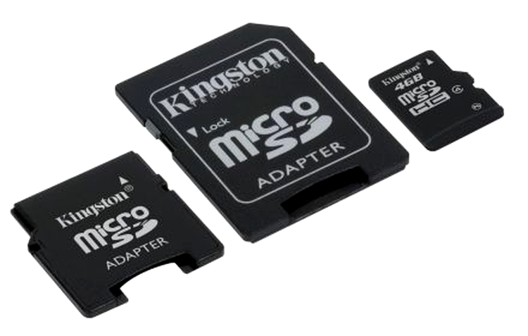 Cardul microSDHC şi adaptoarele oferite