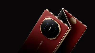 HUAWEI Mate XT, debut global: Cât costă primul triplu pliabil din lume