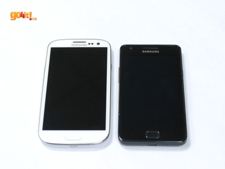 Samsung Galaxy S III alături de Galaxy S II