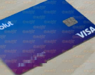 Exclusiv: Cum a fost păcălit un bucureștean printr-un SMS de la „curier” și o plată în Revolut. Atacatorii au încercat să retragă 3 sume în 3 minute
