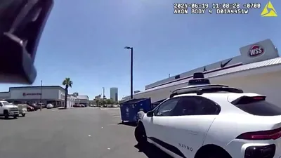 Un polițist care a oprit o mașină ce mergea pe contrasens a rămas surprins de ceea ce a descoperit înăuntru