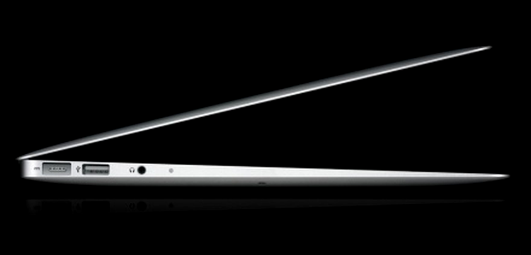 Apple MacBook Air - design inconfundabil