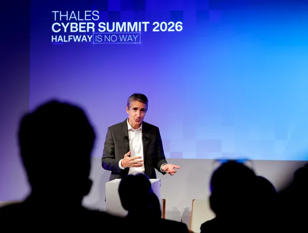 EXCLUSIV | Patrice Caine, CEO Thales, despre strategia „harvest now, decrypt later” a hackerilor care așteaptă computerele cuantice: „Dacă ești o companie și ai date care sunt valoroase peste 10 ani, criptează-le acum”