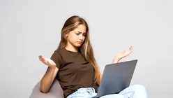 În aproape 1.600 de localități din România nu exista anul trecut acces la internet de mare viteză