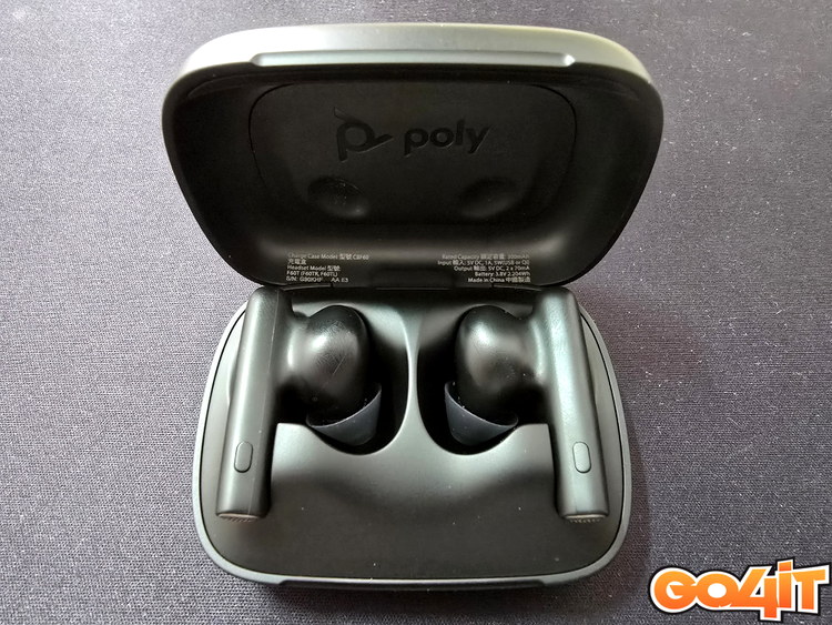 Poly Voyager Free 60 UC