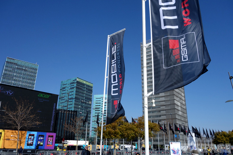 Galaxy S3, desemnat telefonul anului la MWC 2013. Nexus 7 e cea mai bună tabletă