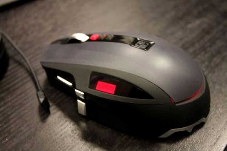 Microsoft SideWinder X8 - cablul de alimentare detasabil
