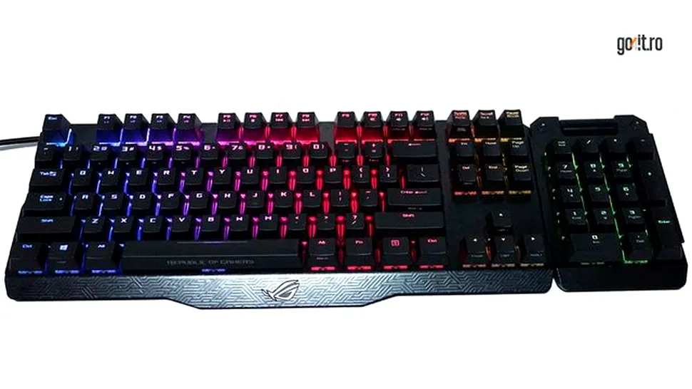 ASUS ROG Claymore: O tastatură cu „de toate” pentru gamerii competitivi [REVIEW]