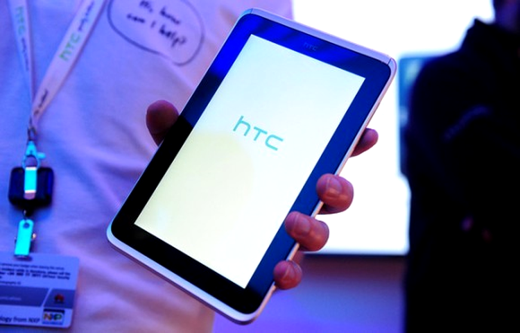 HTC promite tablete de 7” si 12” cu Windows RT