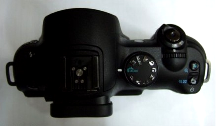 Samsung NX10 cu moduri automate pentru amatori