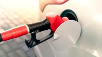 Prețuri carburanți marți, 9 iunie. Benzina și motorina s-au ieftinit în marile orașe din România. Cât plătesc șoferii la pompă