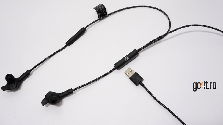 Bang & Olufsen Beoplay E6