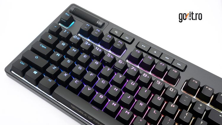 ASUS ROG Strix Flare (MX Brown)