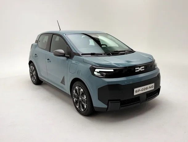 Am văzut noua Dacia Spring la Paris. Iată 10 lucruri despre generația a doua: autonomie, baterie, 80 CP, încărcare, dotări și prețuri așteptate