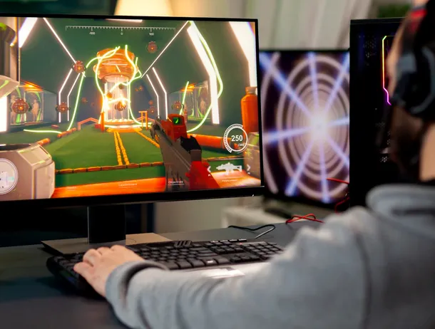 Gamingul, lider la cheltuieli. Depășește turismul, modă, teatrele/cinematografele
