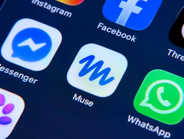 Un chatbot Meta a trimis un necunoscut la ușa unui bărbat în miezul nopții, după ce i-a divulgat adresa de acasă