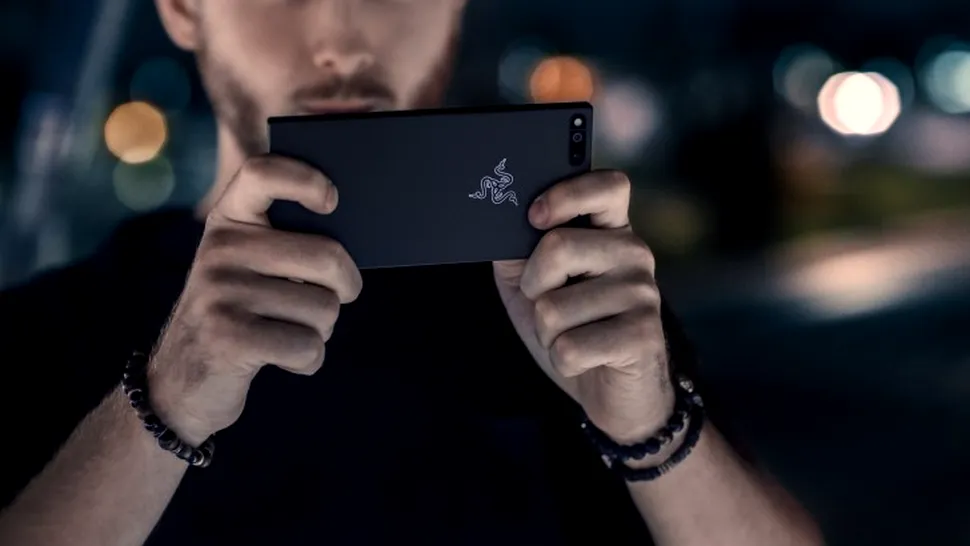 Razer Phone 2, testat cu benchmark-ul Geekbench, confirmând principalele specificaţii
