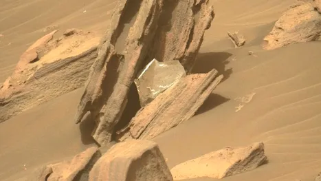 Descoperire surprinzătoare: Gunoaiele umane se înmulțesc și pe Marte