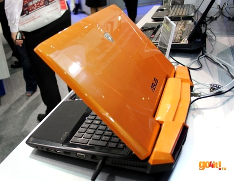 Asus VX7 - versiunea portocalie