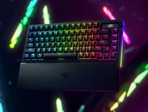 Razer prezintă Blackwidow V4 Pro 75%, tastatura wireless complet personalizabilă