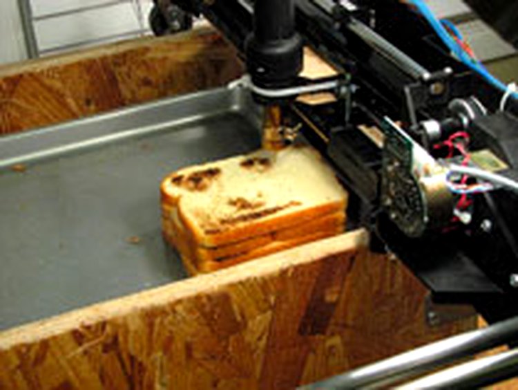 Toaster-ul CNC