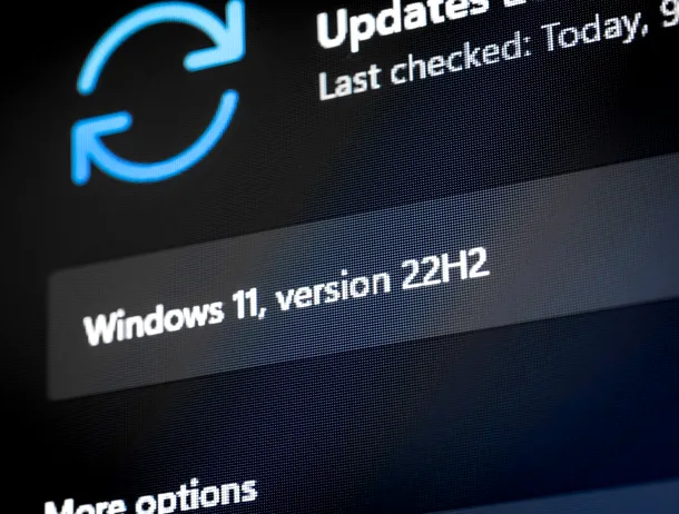 Microsoft va permite utilizatorilor să suspende pe termen nelimitat actualizările în Windows 11 și noi opțiuni de control pentru a reduce repornirile forțate