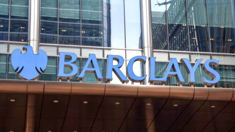 Restructurare masivă la Barclays: gigantul bancar desființează 5000 de locuri de muncă. Vor fi înlocuite de inteligența artificială