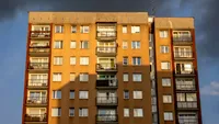 Regulă pentru cei care stau la bloc. Se aplică 5.000 lei amendă. Interzis total în spațiile comune