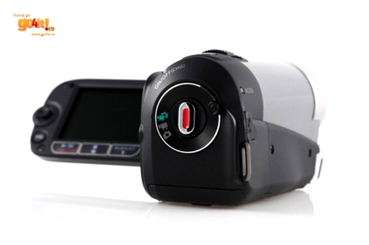 Canon Legria FS307 - simplitate în construcţie