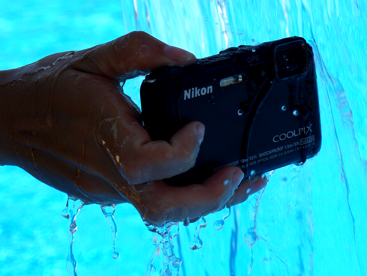 Nikon AW100