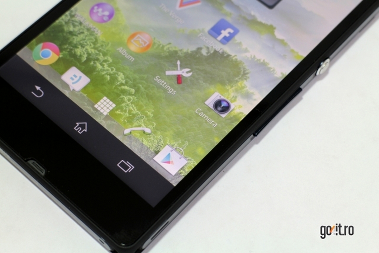 Sony Xperia Z are o interfaţă minimalistă pentru Android