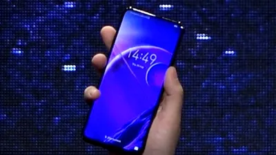 Huawei a prezentat Honor Magic 2, primul său telefon cu ecran complet, şi noul Honor Play