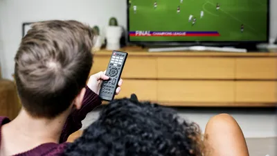 Top 3 televizoare LED sub 500 lei care fac toți banii, disponibile acum pe eMAG!