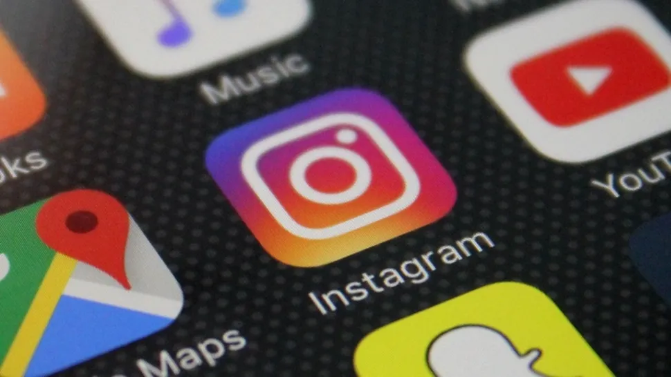 Instagram va arăta statusul de activitate pentru prietenii la care am dat follow, după modelul Facebook Messenger 