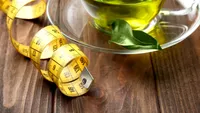 Ceaiul care te ajută să slăbești fără dietă și sport. Îl găsești la orice supermarket și costă doar 5 lei