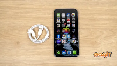 Doi studenți din China cheamă Apple în instanță pentru lipsa încărcătorului din cutia iPhone