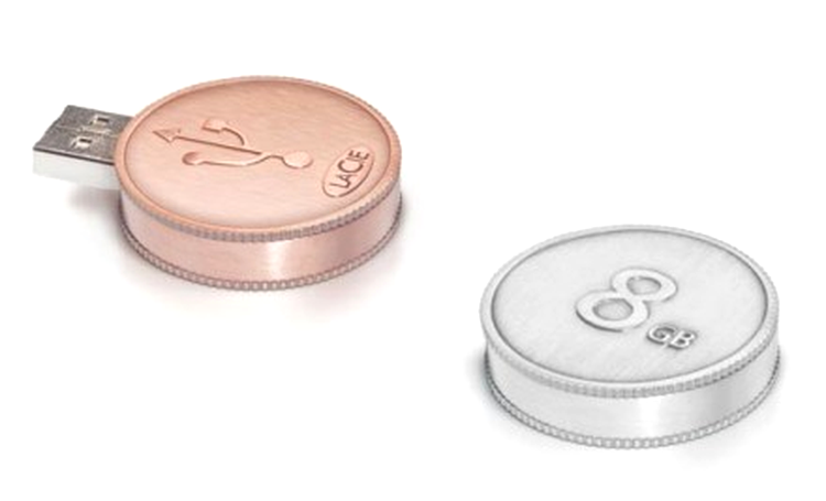 LaCie CurrenKey costa 20 $, respectiv 30 $