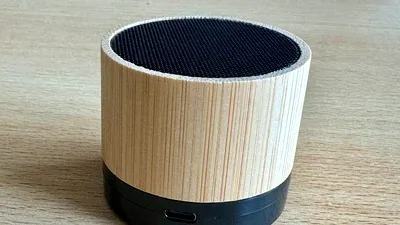 Pericolul din magazinele mici: Gadgeturile ieftine din afara UE pot bloca numărul 112. ANCOM a dat amenzi de peste 2 milioane de lei